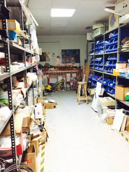 SE VENDE LOCAL COMERCIAL 2 º LINEA COMERCIAL 100 M - foto 3