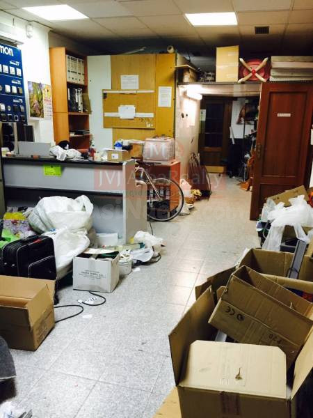 SE VENDE LOCAL COMERCIAL 2 º LINEA COMERCIAL 100 M - foto 4