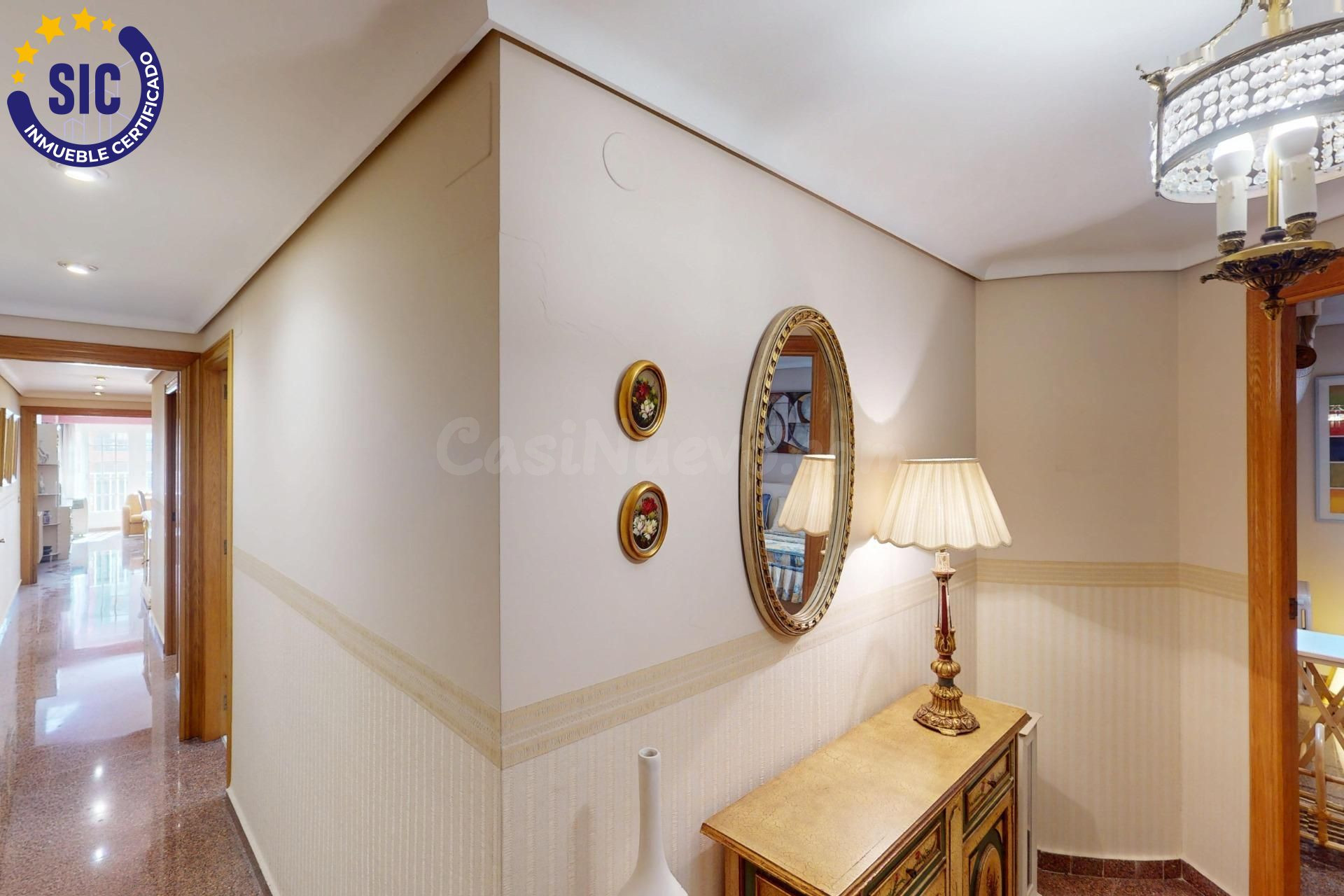 Bonito piso, para entrar a vivir con 4 habitaciones, 2 baños, garaje y trastero al lado de la Puerta del Sol en Castellón de la Plana - foto 3