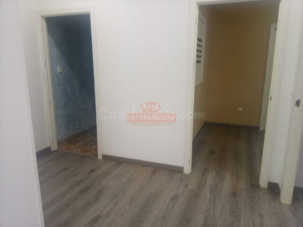 LOCAL EN ALQUILER EN ZONA CENTRO VILLACERRADA - foto 4