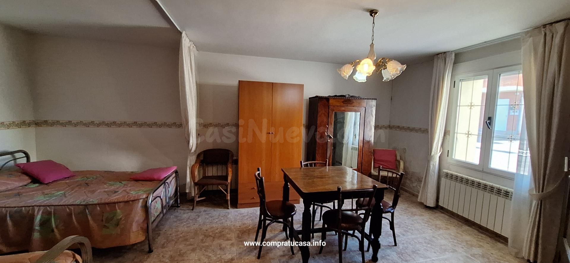 VENTA CASA DE PUEBLO CON PATIO Y GARAJES. - foto 4