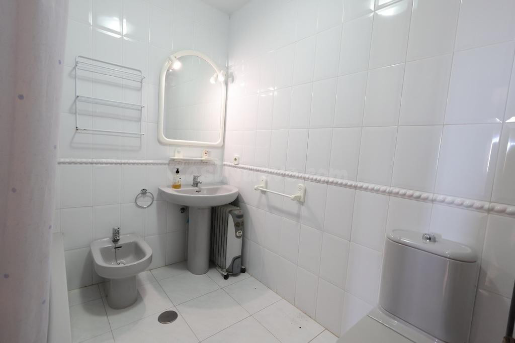 Apartamento en alquiler. Vistas al mar - Disponible Junio y  - foto 4