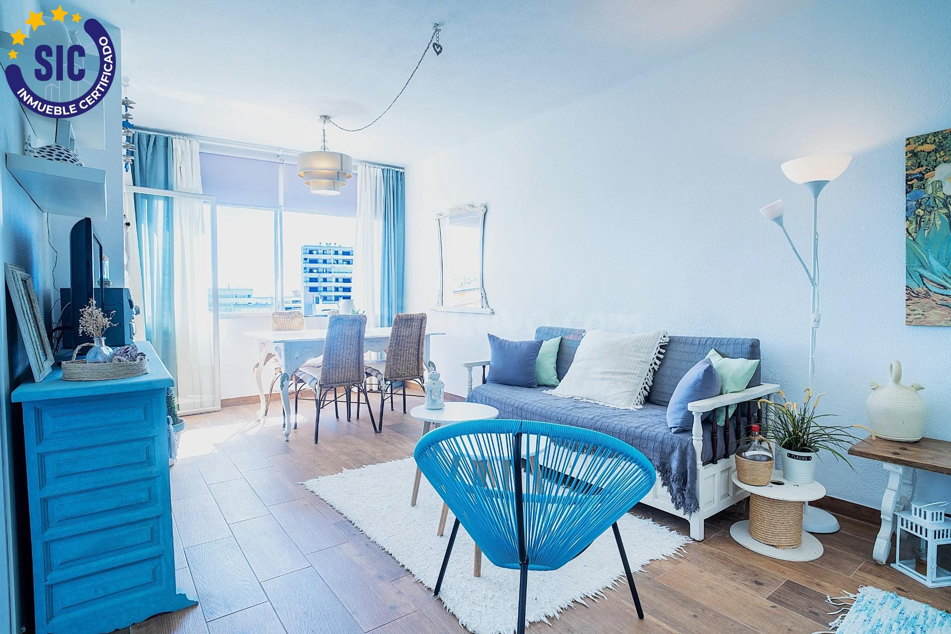 Precioso apartamento en primera línea de la Playa de La Concha - foto 5