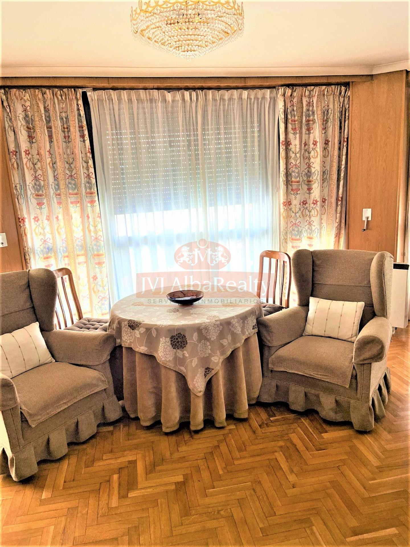 EN VENTA ATRACTIVO APARTAMENTO EN PLAZA DEL ALTOZANO - foto 2