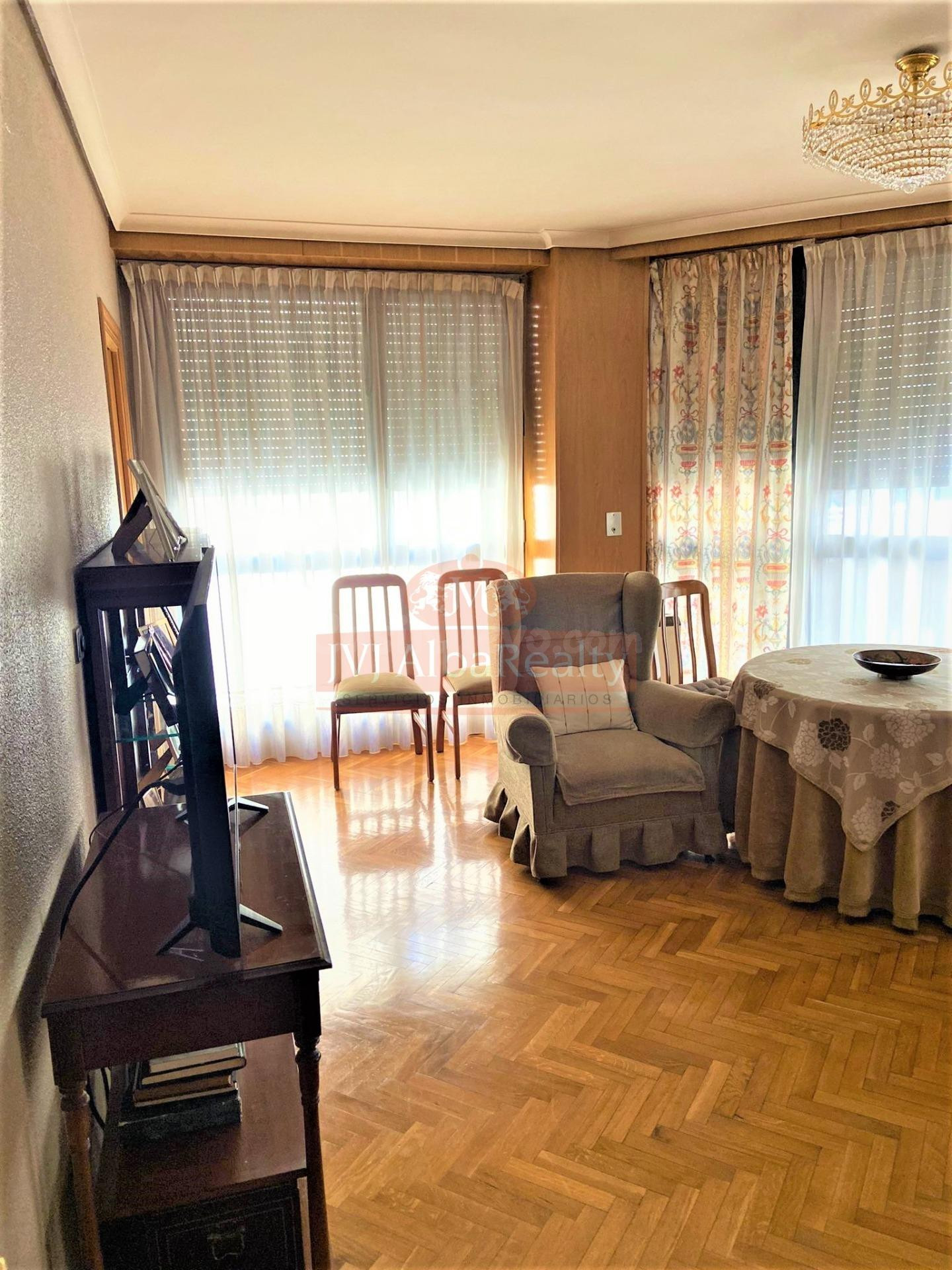 EN VENTA ATRACTIVO APARTAMENTO EN PLAZA DEL ALTOZANO - foto 4