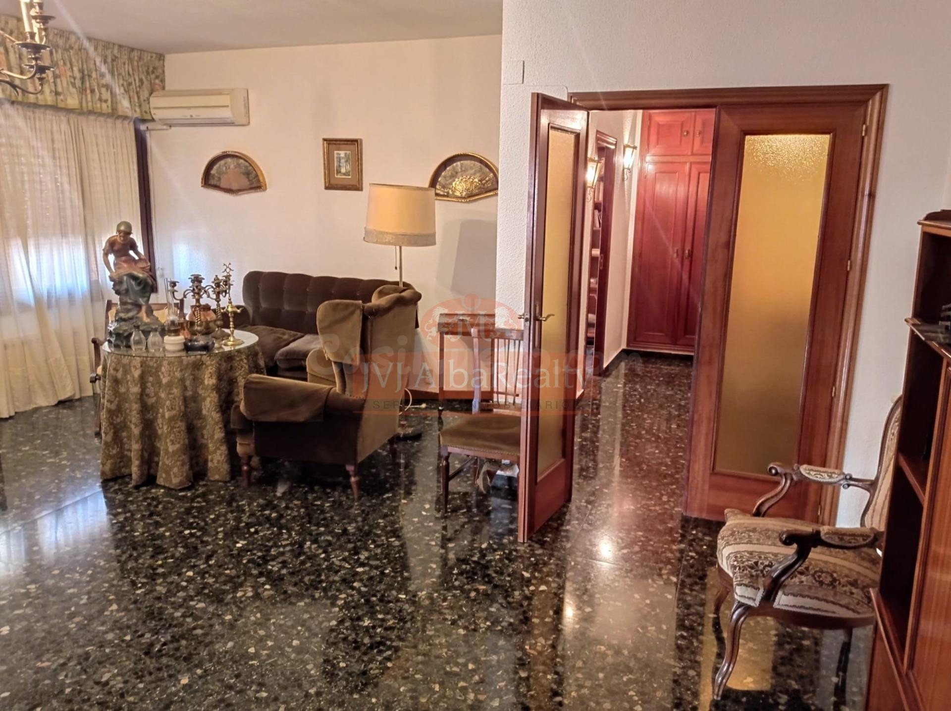 ESPECTACULAR VIVIENDA EN VENTA EN PLENO CORAZON DE LA CIUDAD - foto 4