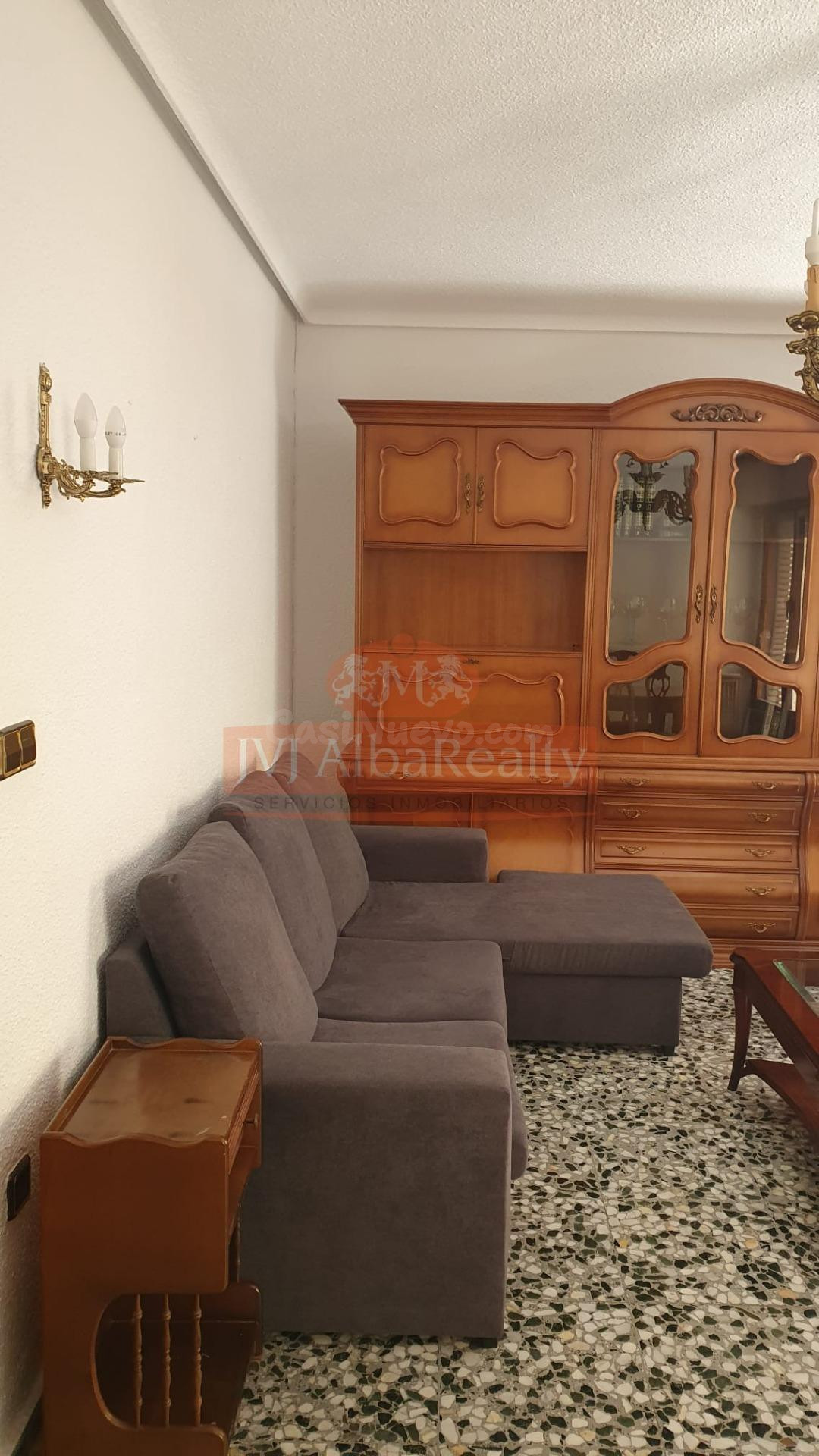 VIVIENDA EN ALQUILER 4 habitaciones CALEF. CENTRAL ZONA FERI - foto 2