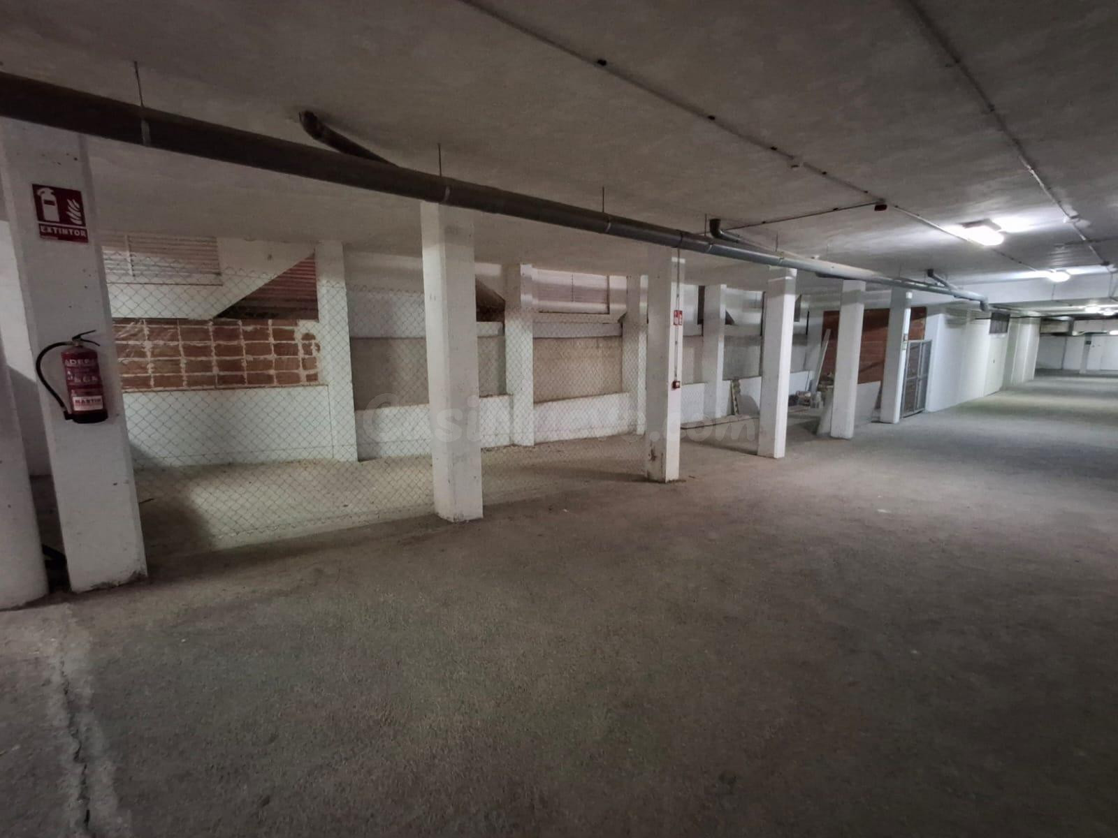 Lote de 9 plazas de garaje