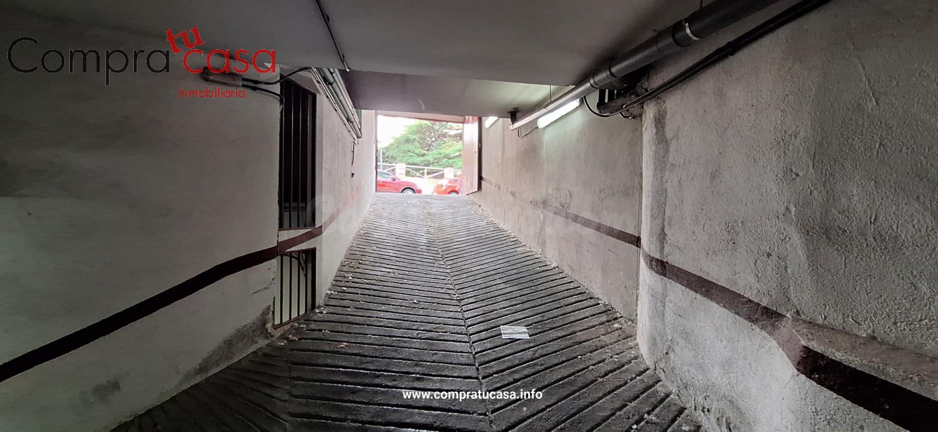 PLAZA DE GARAJE en ALQUILER.-.CALLE ROBLE - foto 2