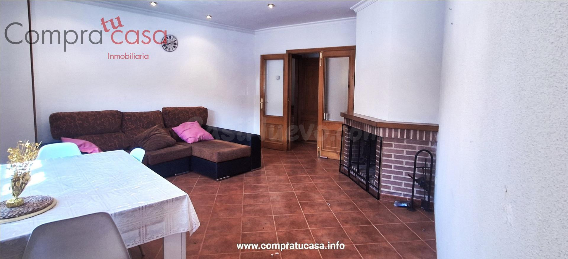GRAN CASA UNIFAMILIAR EN EL BONITO BARRIO DE ZAMARRALA - foto 3