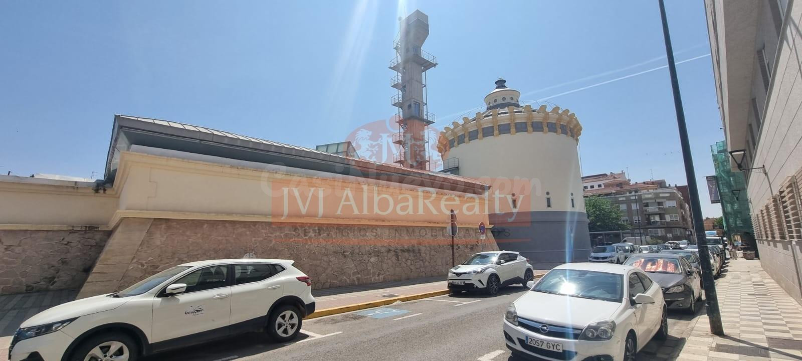 ¡Oportunidad única en Albacete! Vivienda en planta baja junto al Depósito del Sol