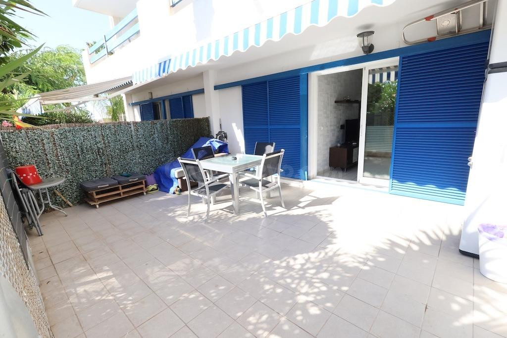 Apartamento en planta baja en Residencial La Calma, Playa Flamenca (Orihuela Costa) - foto 4