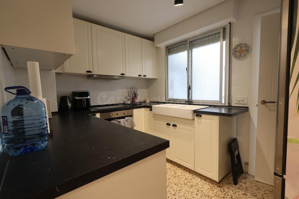 Apartamento en pleno centro de Torrevieja - foto 2