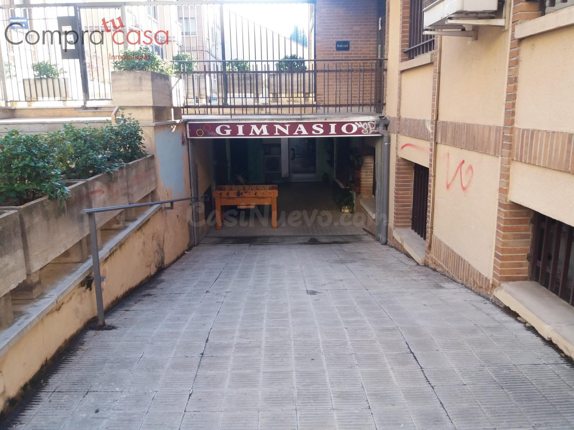 VENTA ALMACEN EN SAN LORENZO.-SEGOVIA