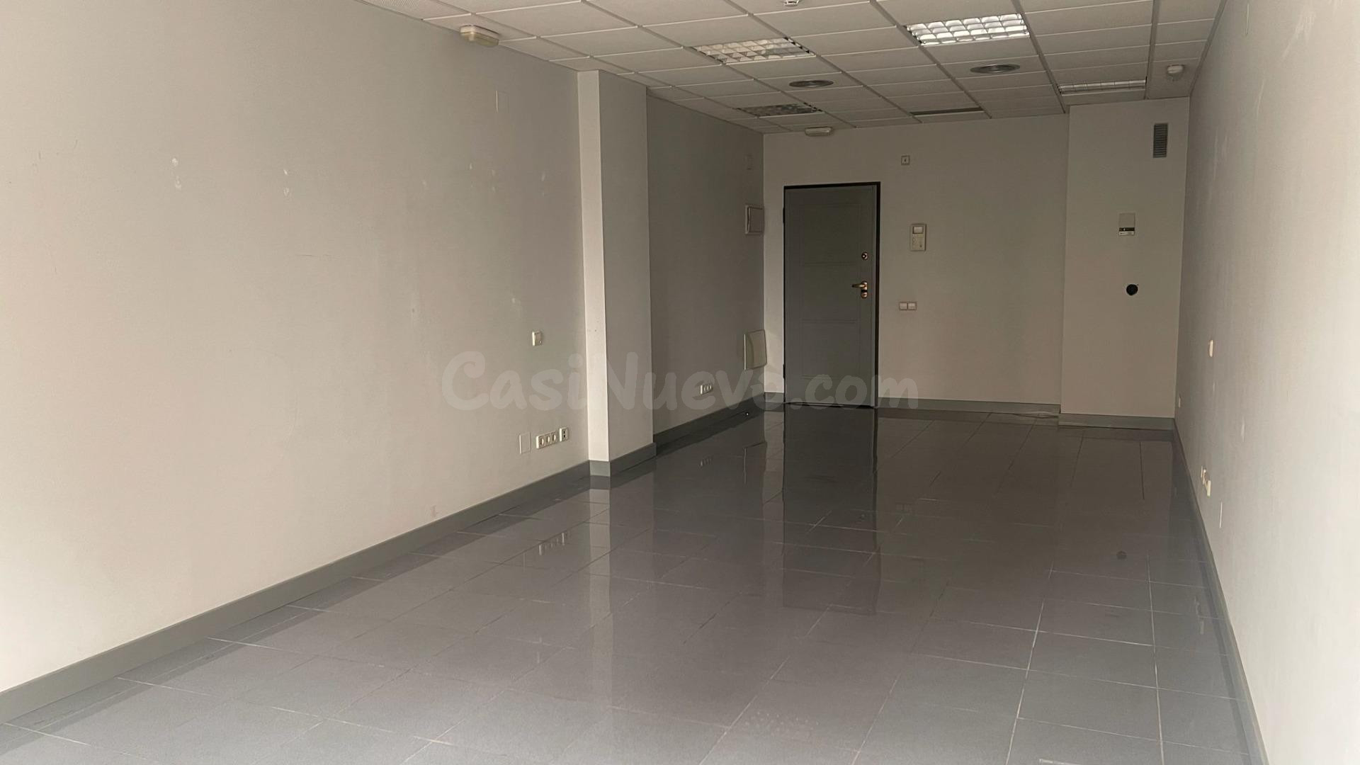 Garaje 40m² en alquiler - El Carrascal - foto 4