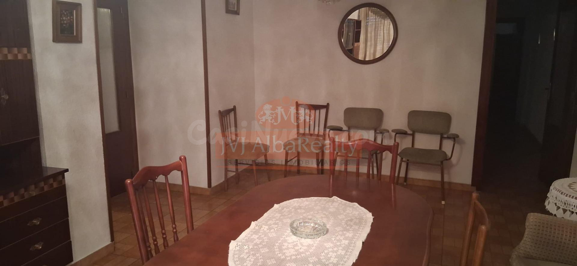AMPLIA VIVIENDA EN VENTA EN ZONA VILLACERRADA