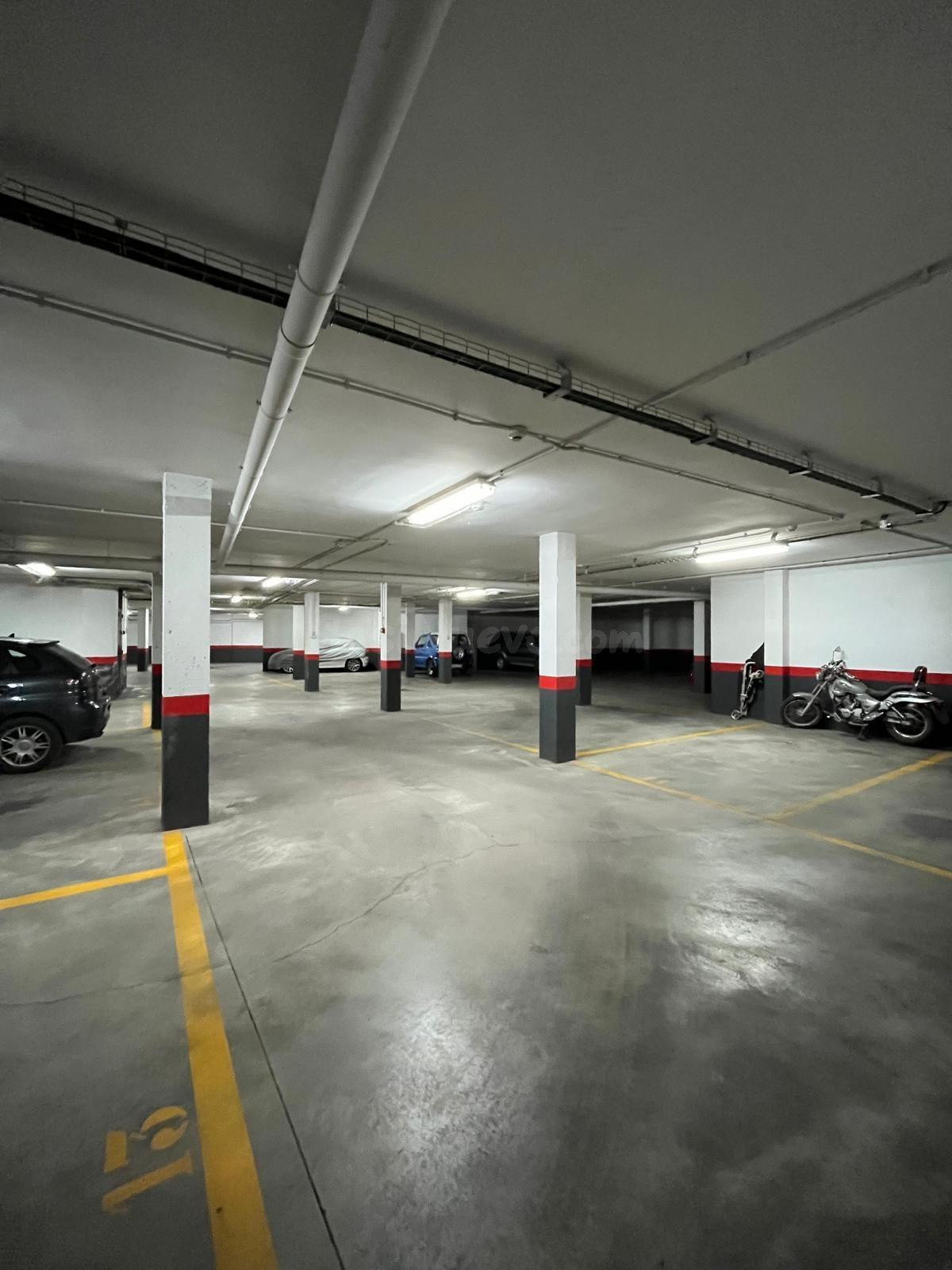 Amplio y Moderno Piso en La Puebla de Almoradiel - foto 2