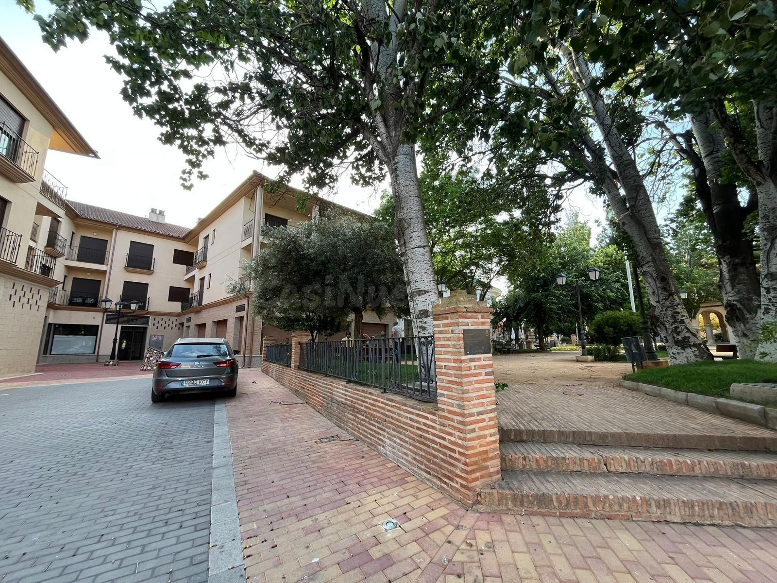 Amplio y Moderno Piso en La Puebla de Almoradiel - foto 4