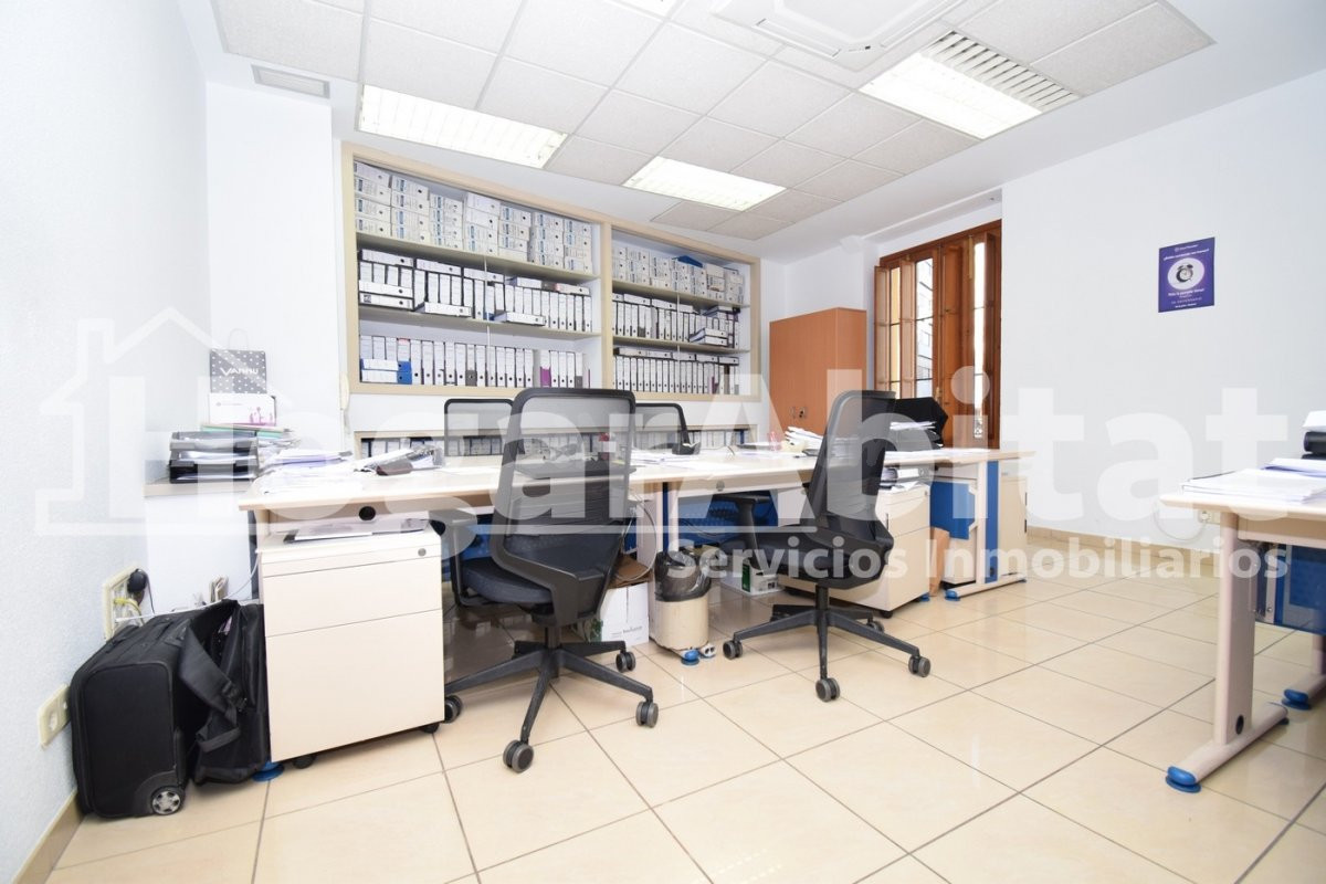 Despacho con varias oficinas en el centro - foto 3