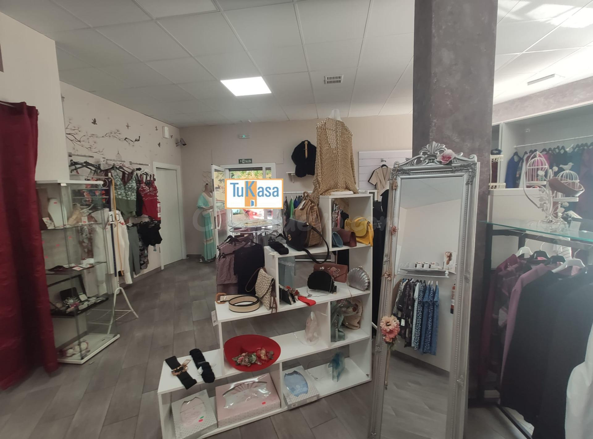 Local comercial 95m² en alquiler - Centro - foto 2