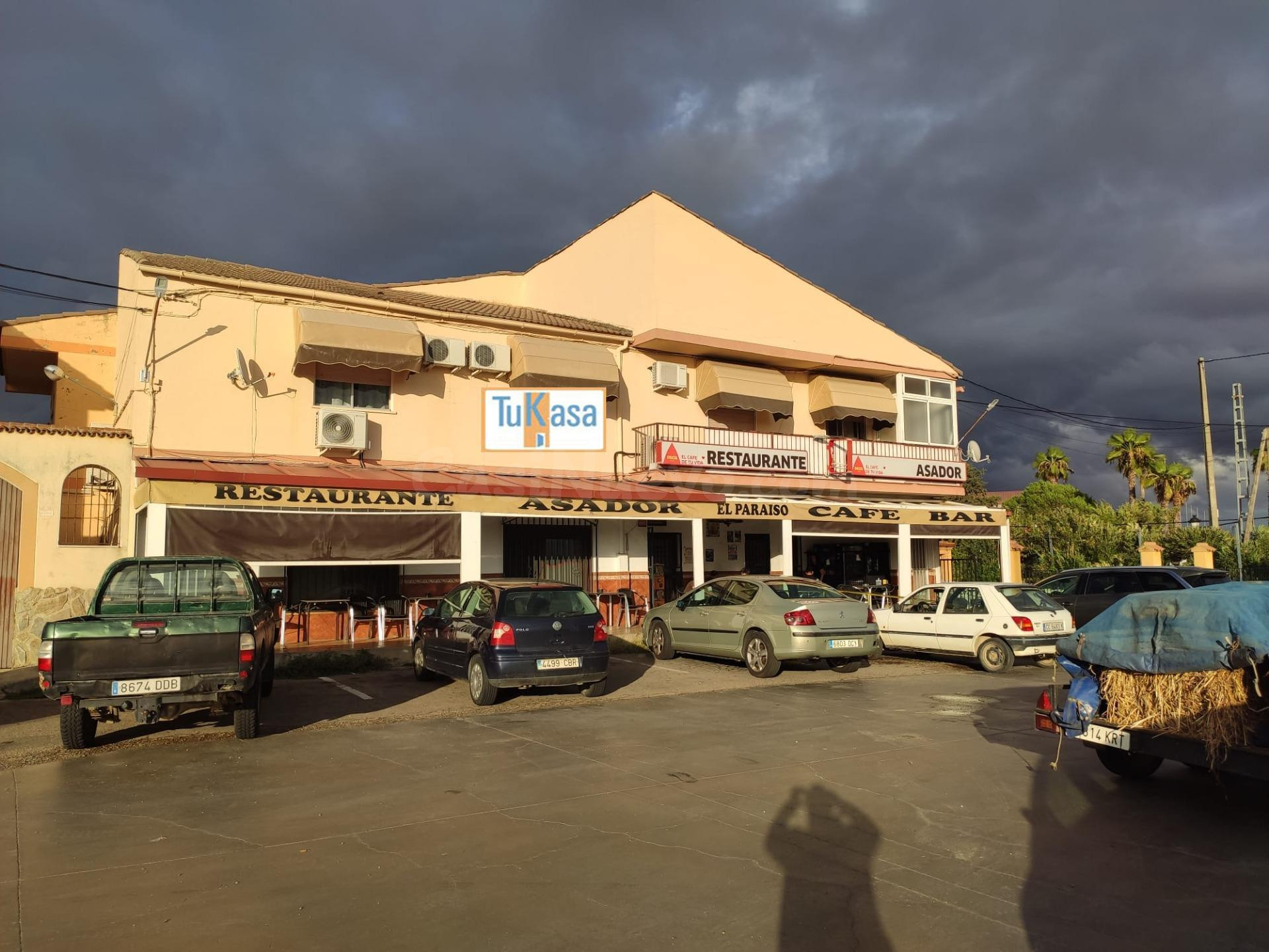 OPORTUNIDAD, NEGOCIO DE HOSTELERIA A PLENO RENDIMIENTO!!