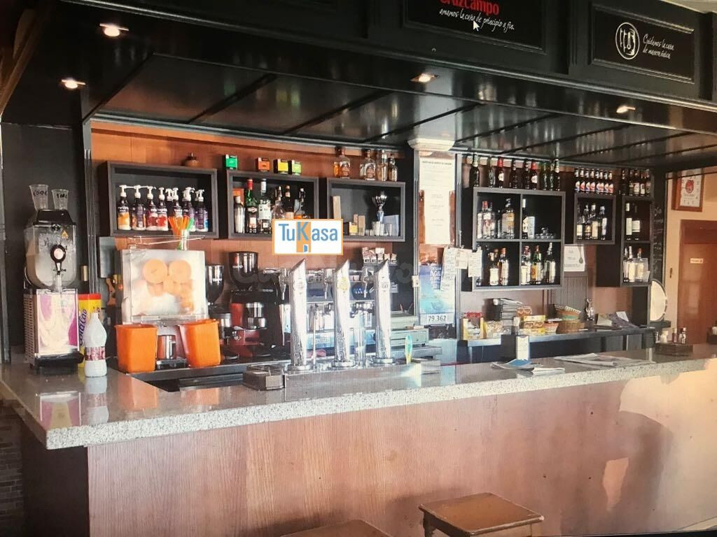OPORTUNIDAD, NEGOCIO DE HOSTELERIA A PLENO RENDIMIENTO!! - foto 5