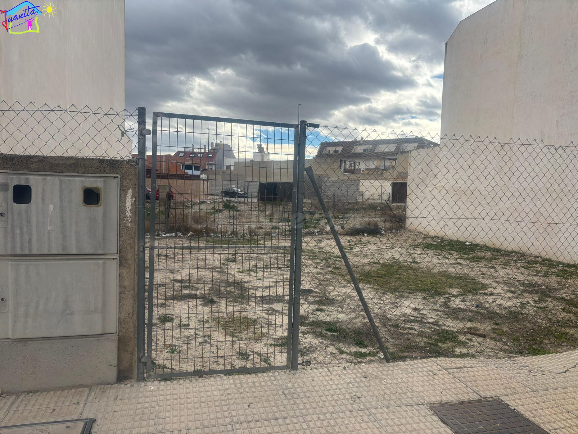 SOLAR DE 290 M2 EN ARCHENA - foto 3