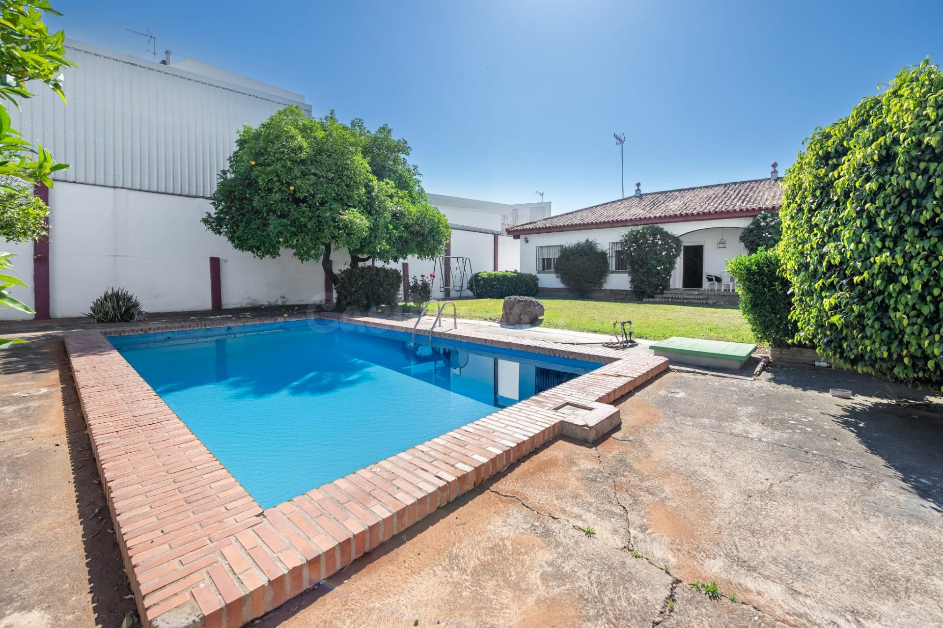 Chalet Independiente con piscina privada - foto 2