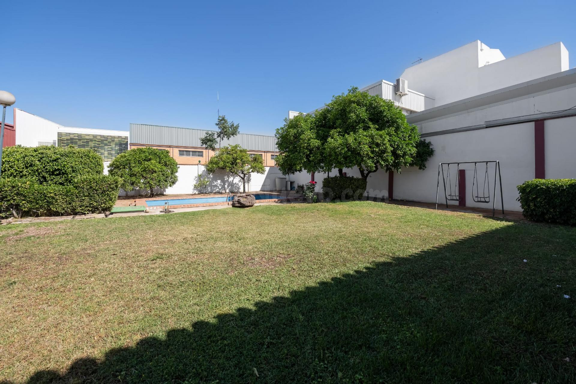 Chalet Independiente con piscina privada - foto 4