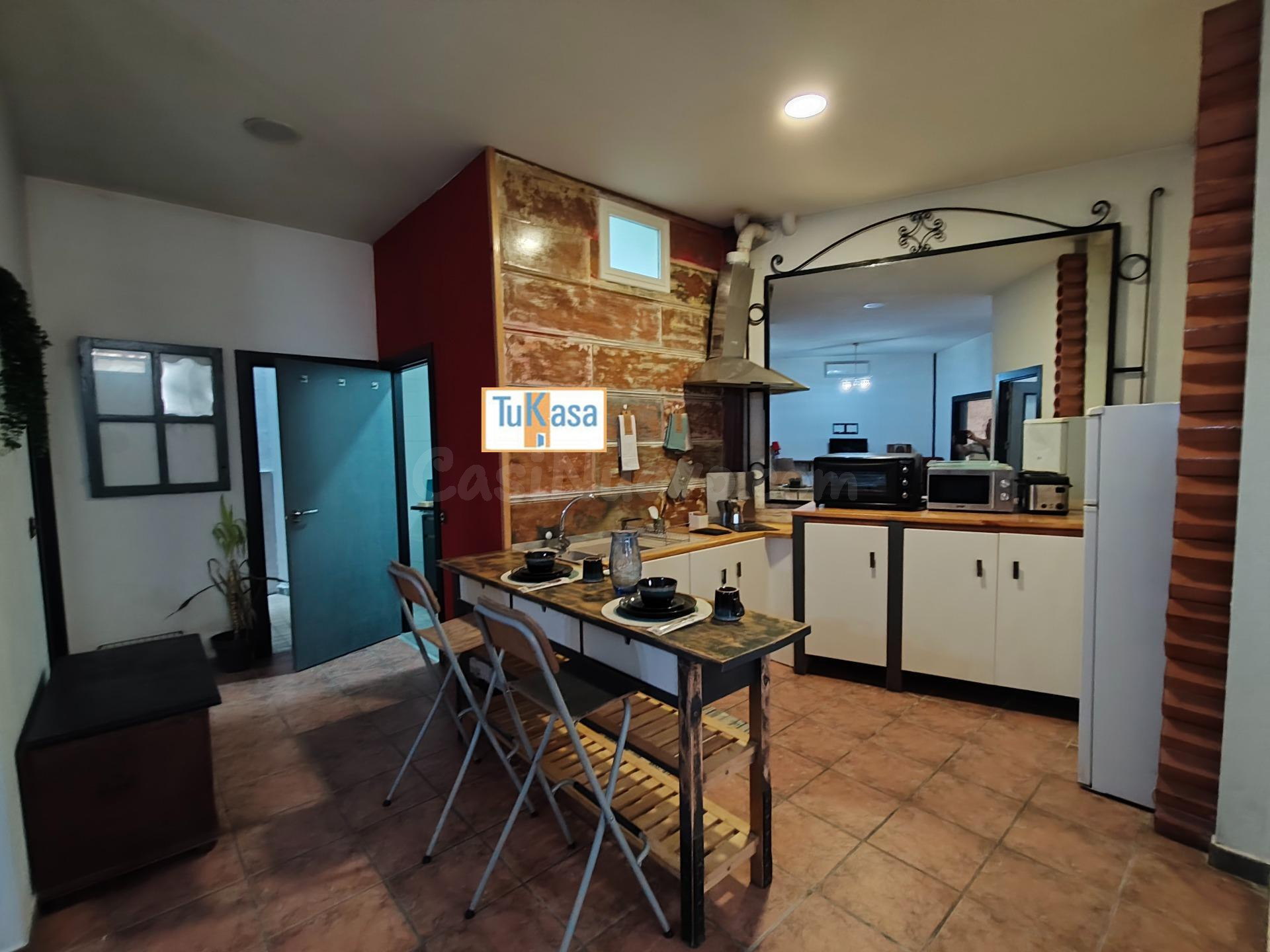 Casa Ideal Inversion en zona Plaza de italia, Mejor visitar !! .