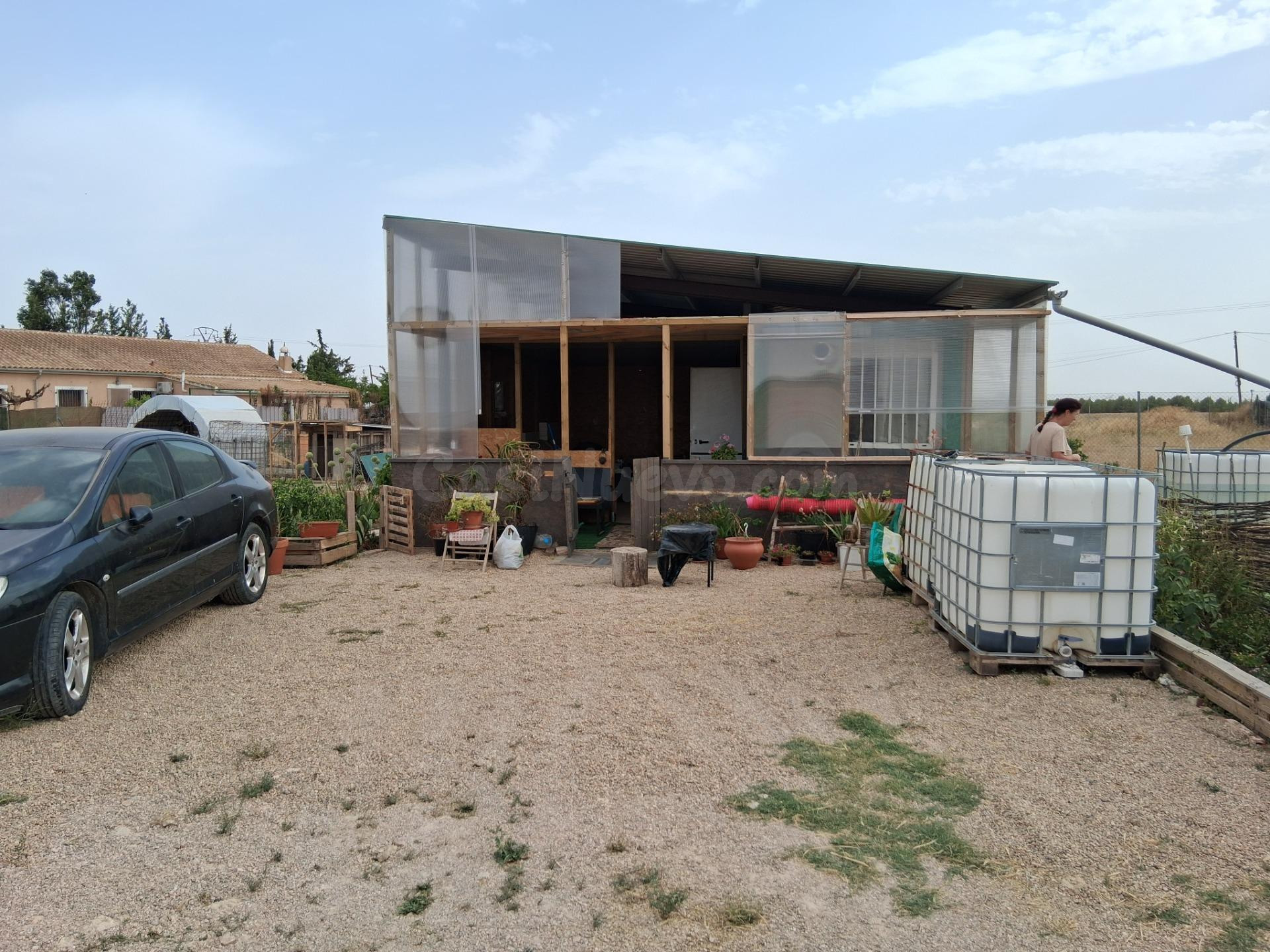 SE VENDE PROINDIVISO CON PEQUEÑA CONSTRUCCIÓN MODULAR - foto 4