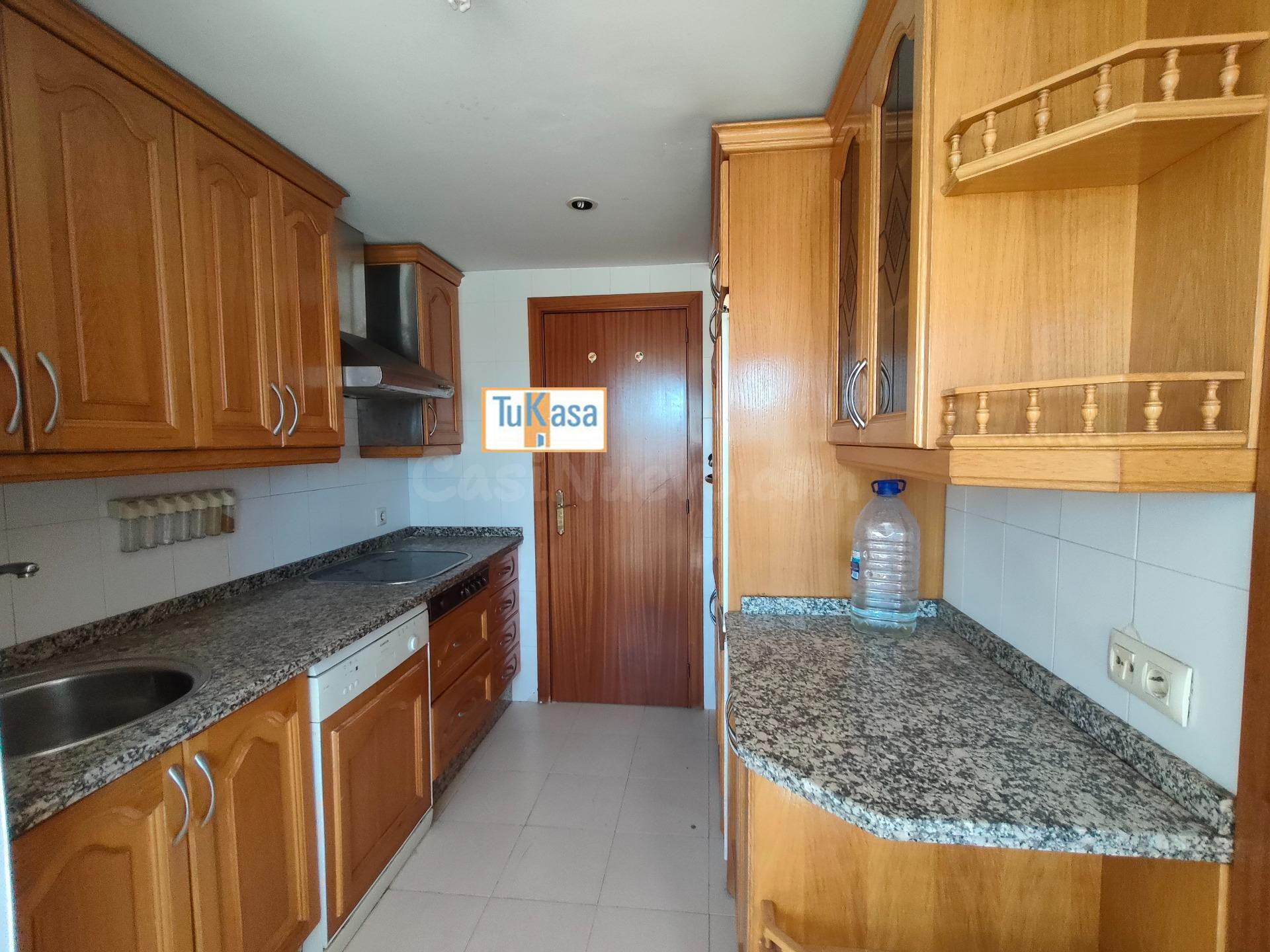 Piso Amplio con Garaje y trastero en Mejostilla - foto 3