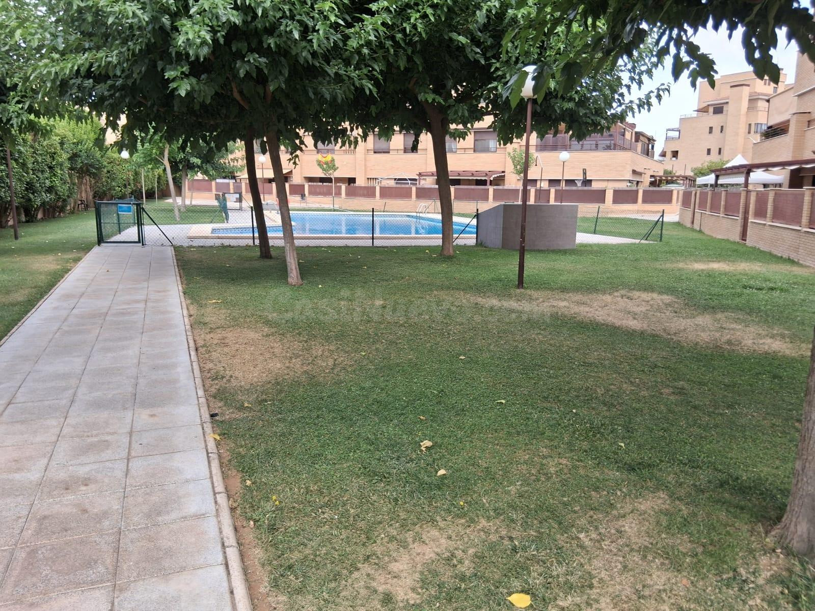 AMPLIO APARTAMENTO CON PISCINA Y ZONAS COMUNES ZONA UNIVERSIDAD CAMPUS - foto 4