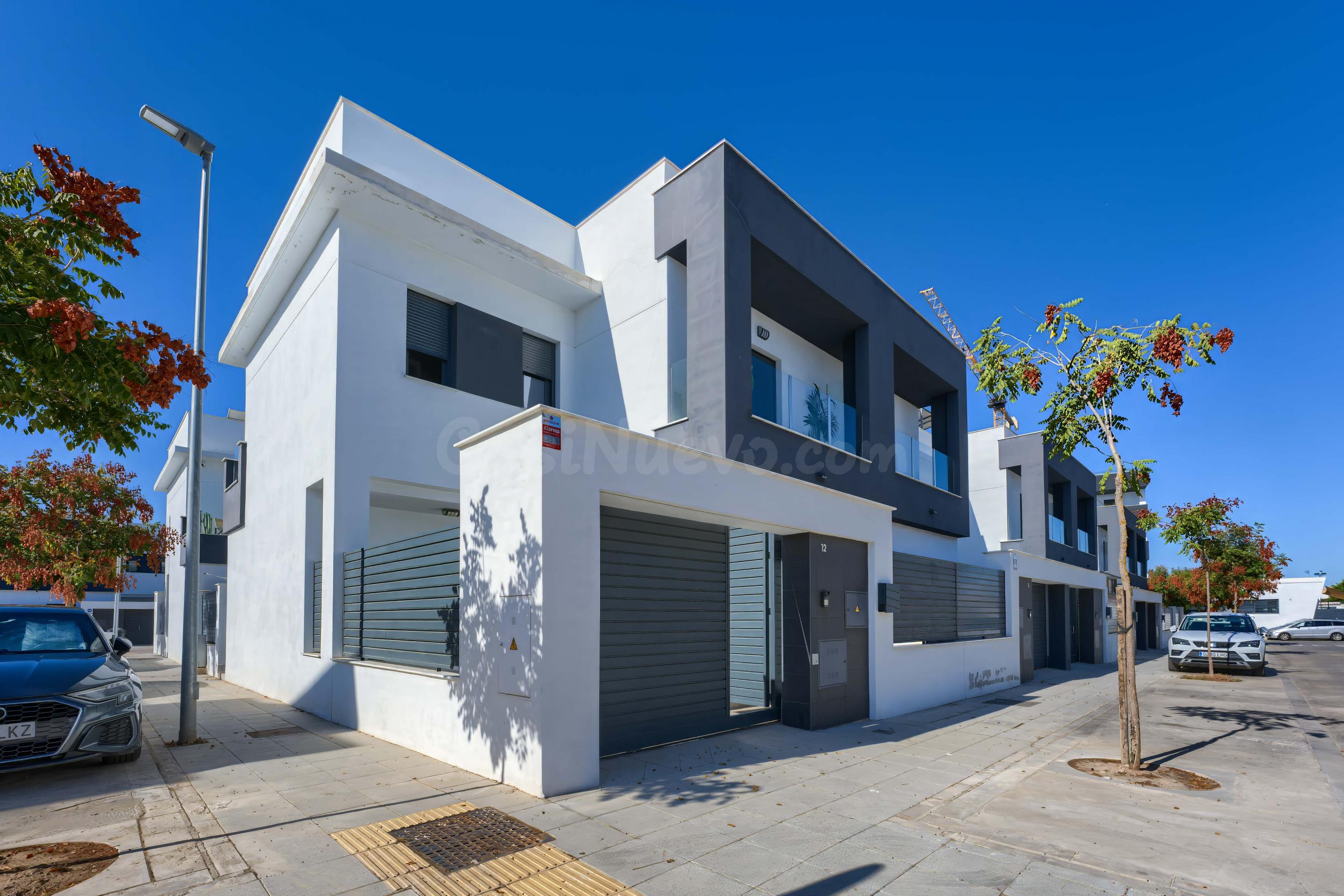 Pareado 4 habitaciones 122m² en venta - Andalucia
