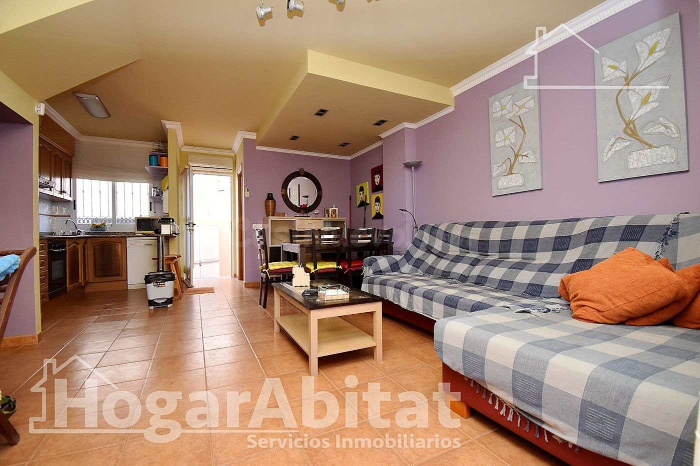 CHALET PAREADO CON TERRAZA Y GARAJE JUNTO A LA PLAYA - foto 4