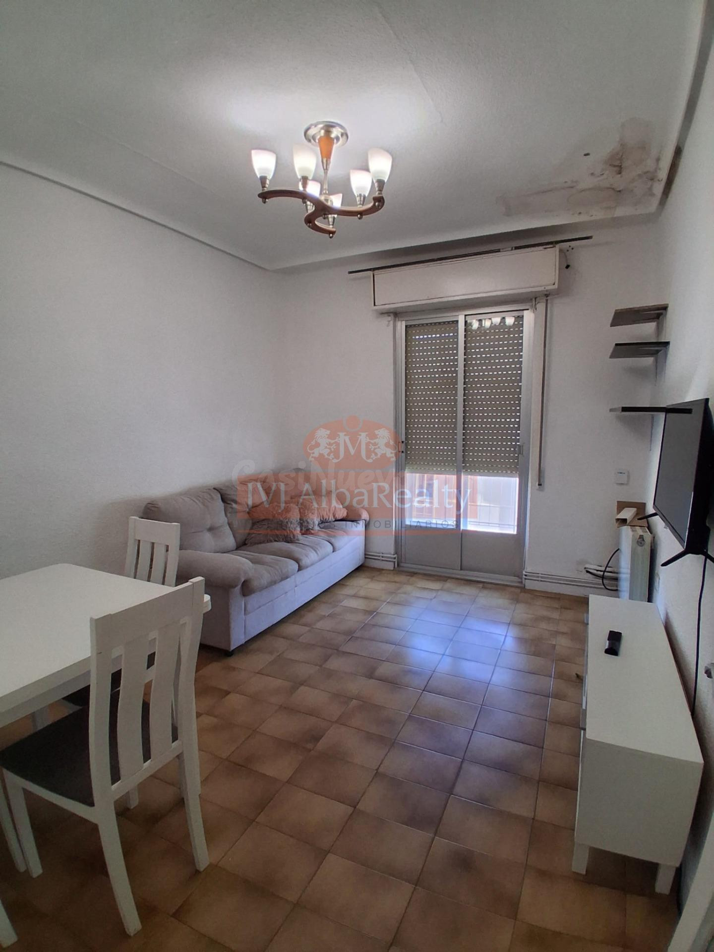 VIVIENDA EN ALQUILER PARA ESTUDIANTES EN ZONA HOSPITAL