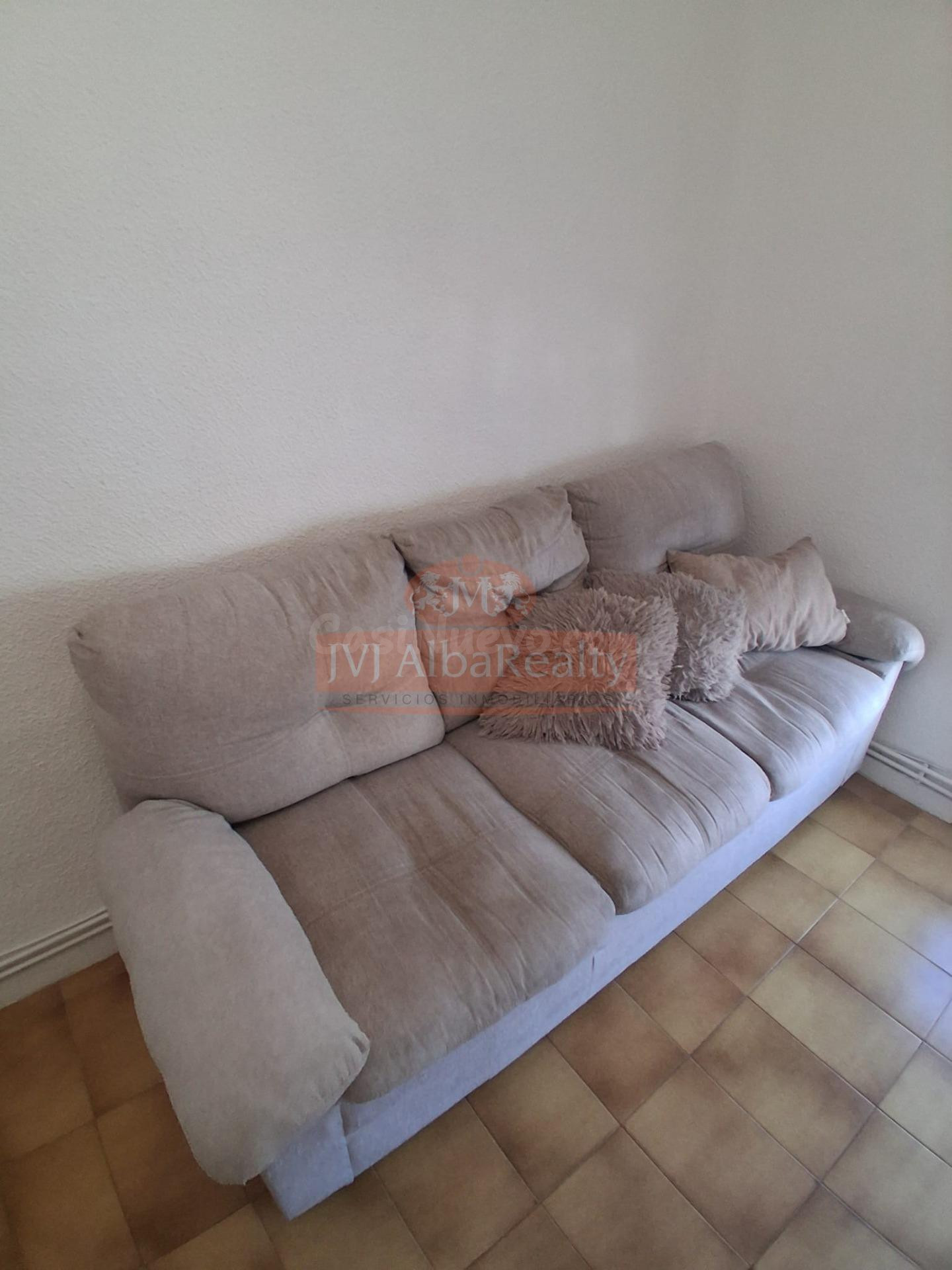 VIVIENDA EN ALQUILER PARA ESTUDIANTES EN ZONA HOSPITAL - foto 4