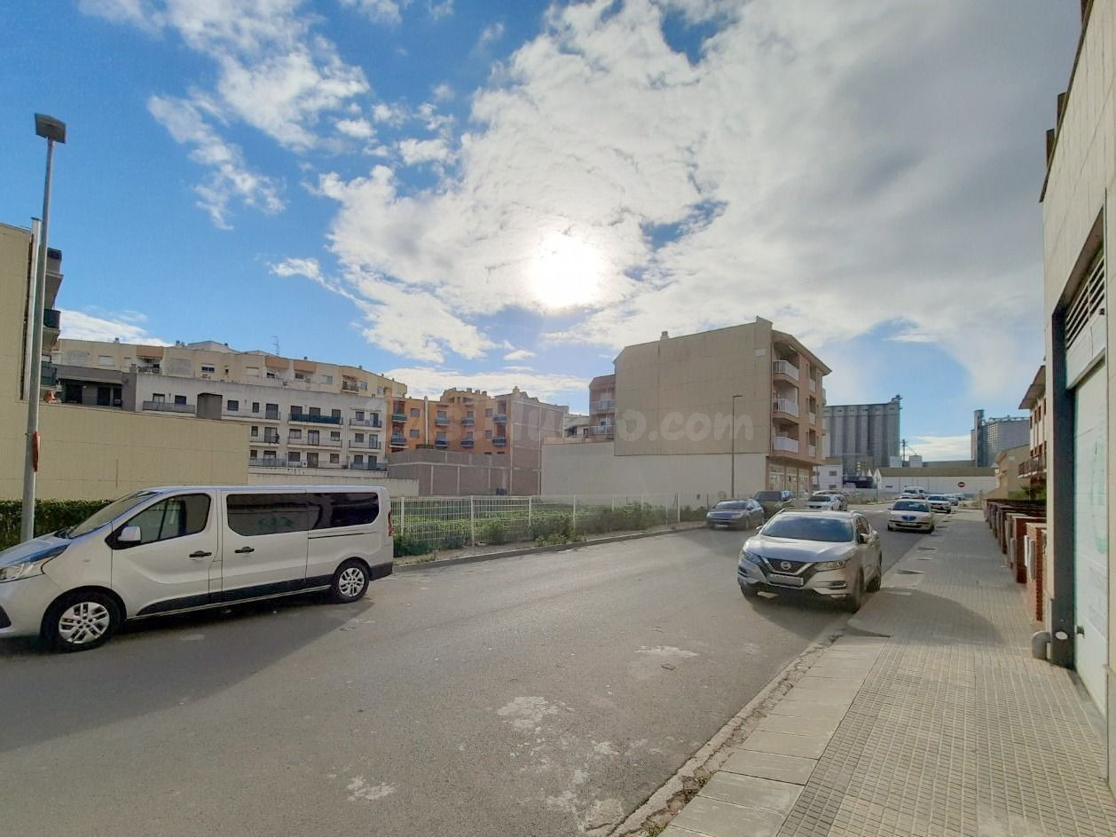 GRAN TERRENO EDIFICABLE - foto 3