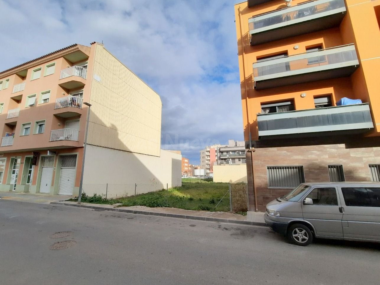 GRAN TERRENO EDIFICABLE - foto 4