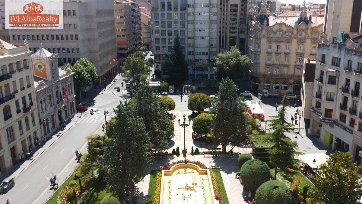 Vivienda de lujo en Plaza del Altozano-Albacete - foto 3