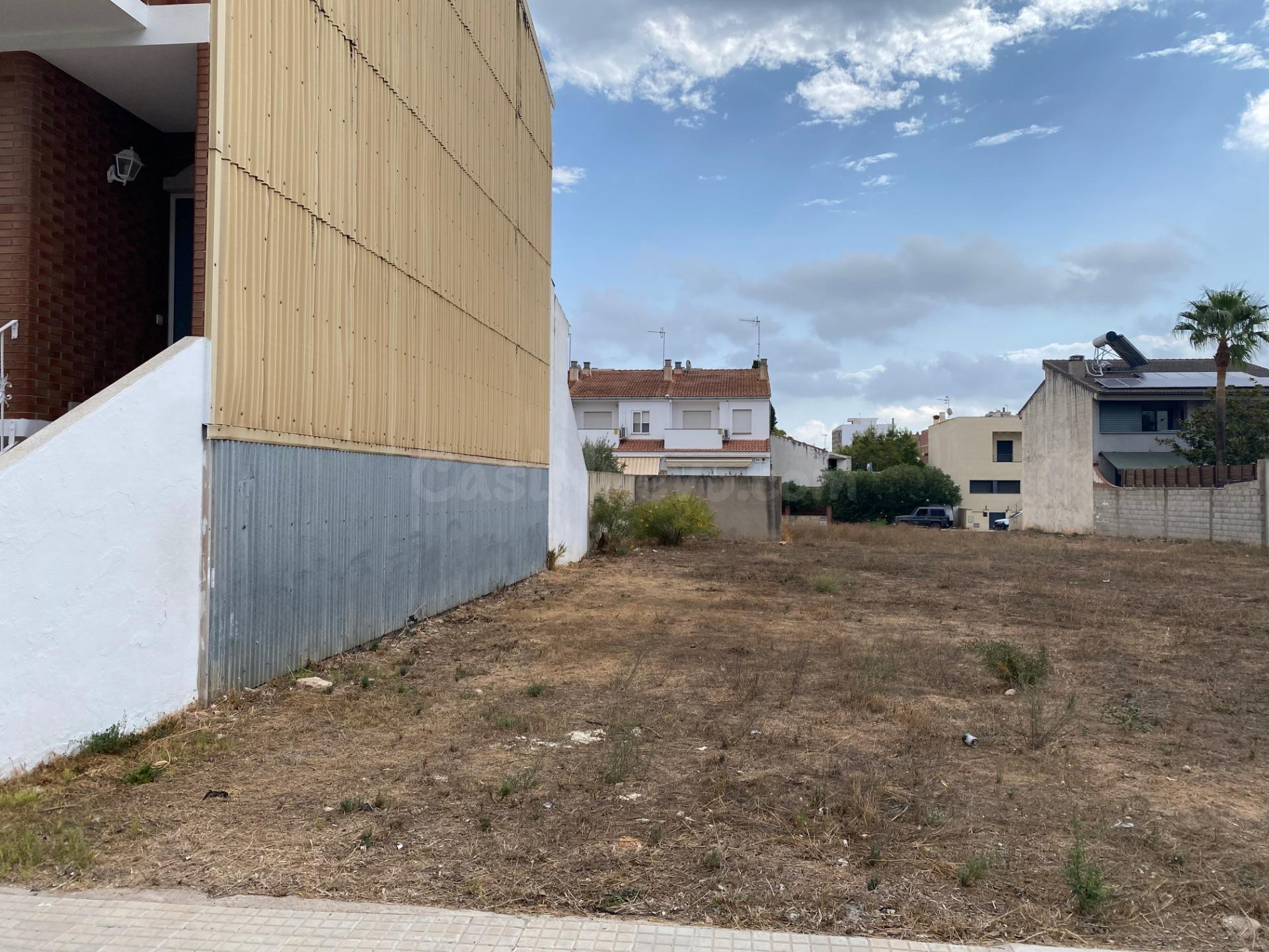 TU FUTURO HOGAR EN ATRACTIVA ZONA RESIDENCIAL