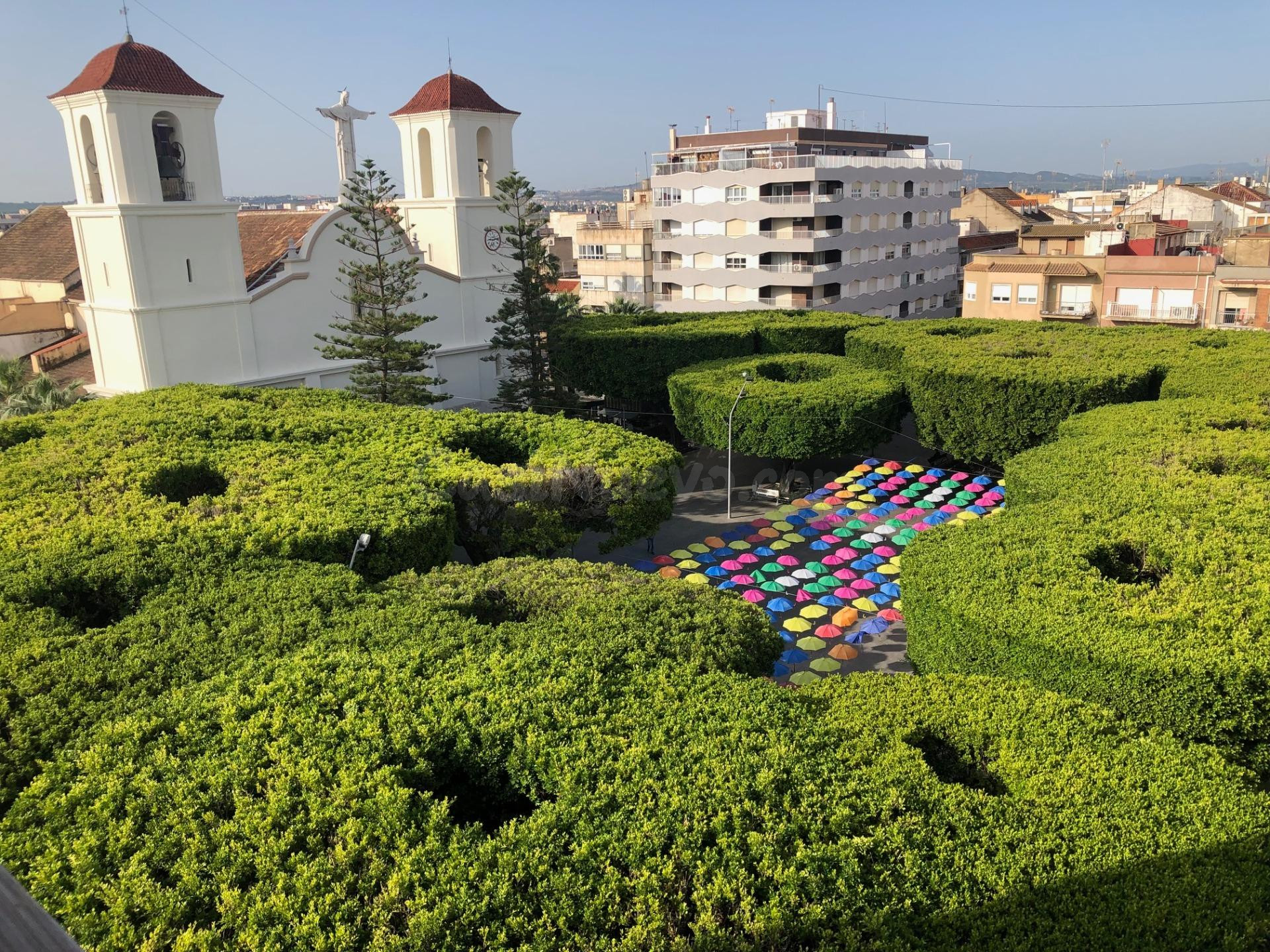 Piso en venta Almoradí esquina Plaza Constitución reformado completamente