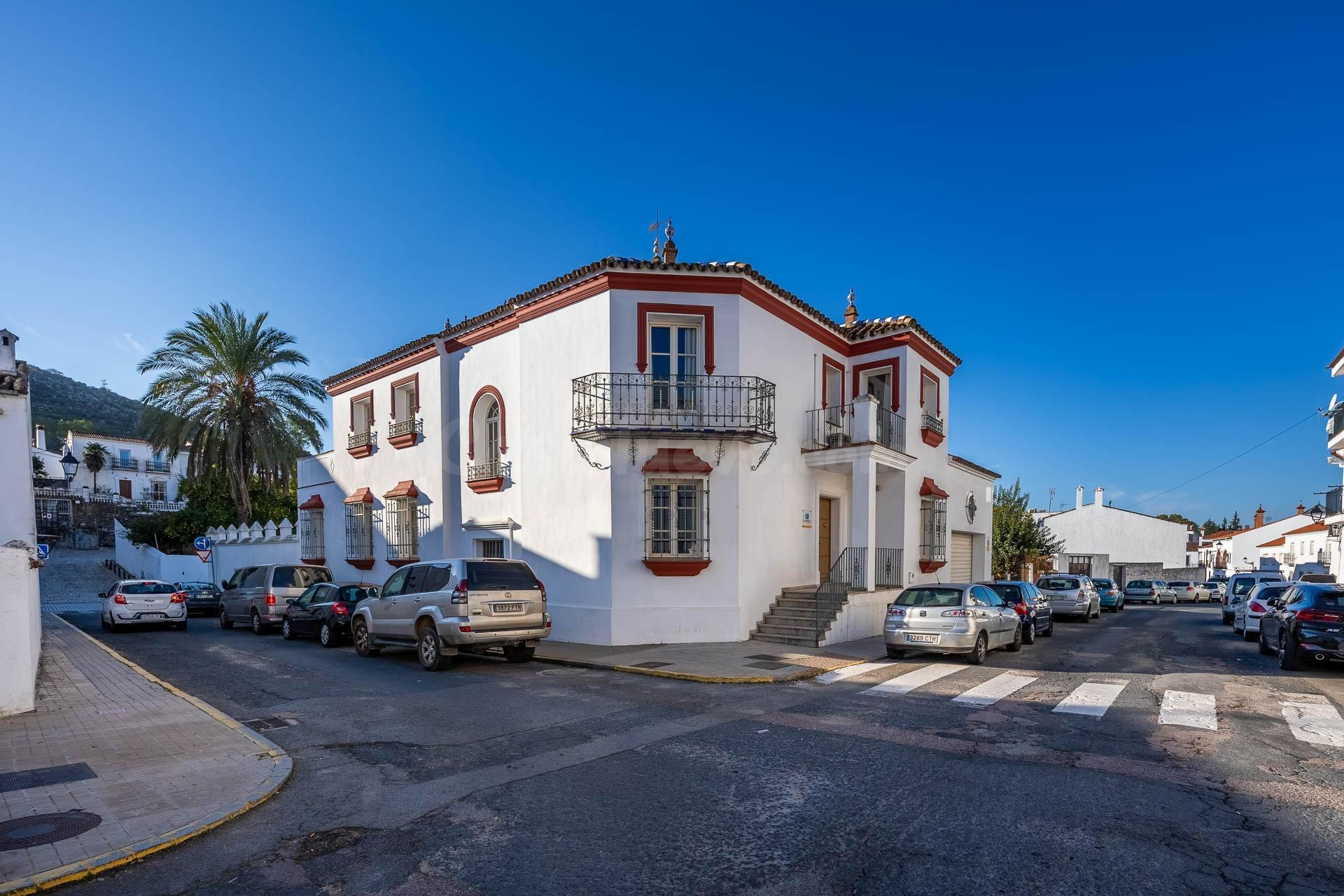 Magnífica casa en la mejor zona de Aracena - foto 5