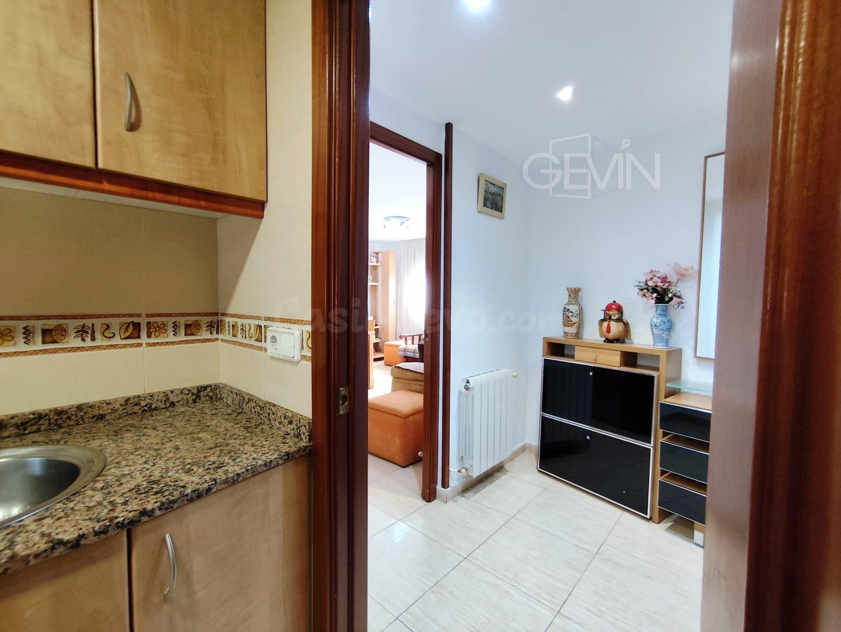 Piso en planta baja en la zona de Comillas - foto 4