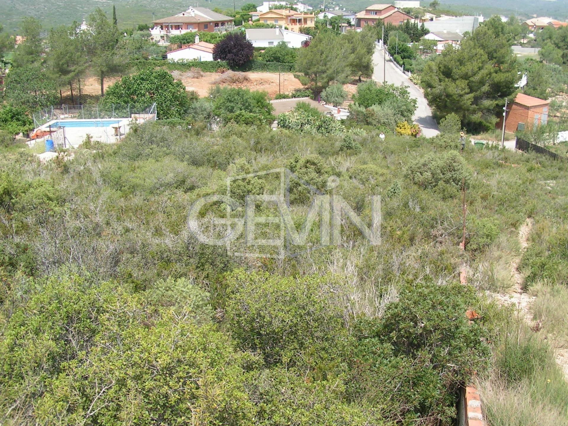 Terreno urbano en venta de 904 metros en Urbanización Can Go - foto 2