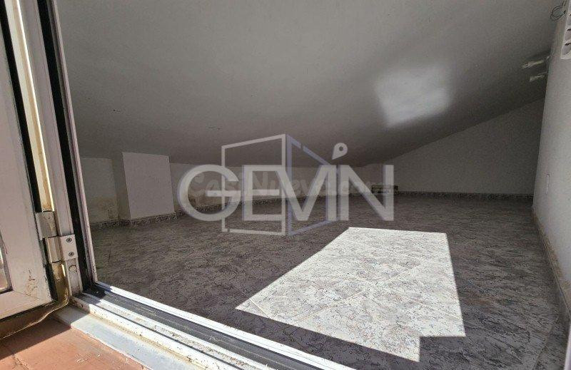 Espectacular Dúplex de 4 habitaciones en el Corazón de Rubí - foto 5