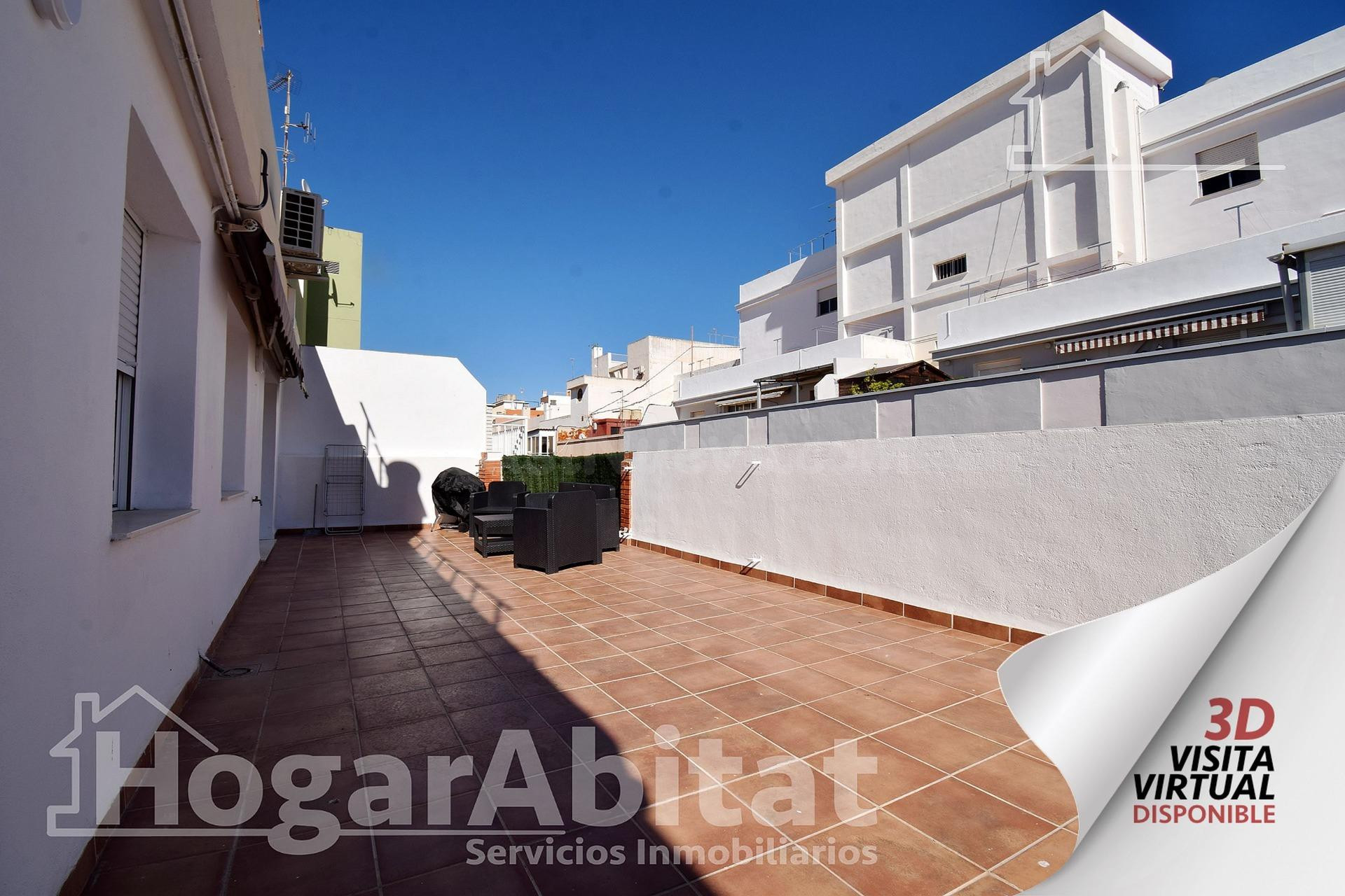 PRECIOSO ÁTICO REFORMADO Y TOTALMENTE EXTERIOR Y CON VISTAS AL PUERTO