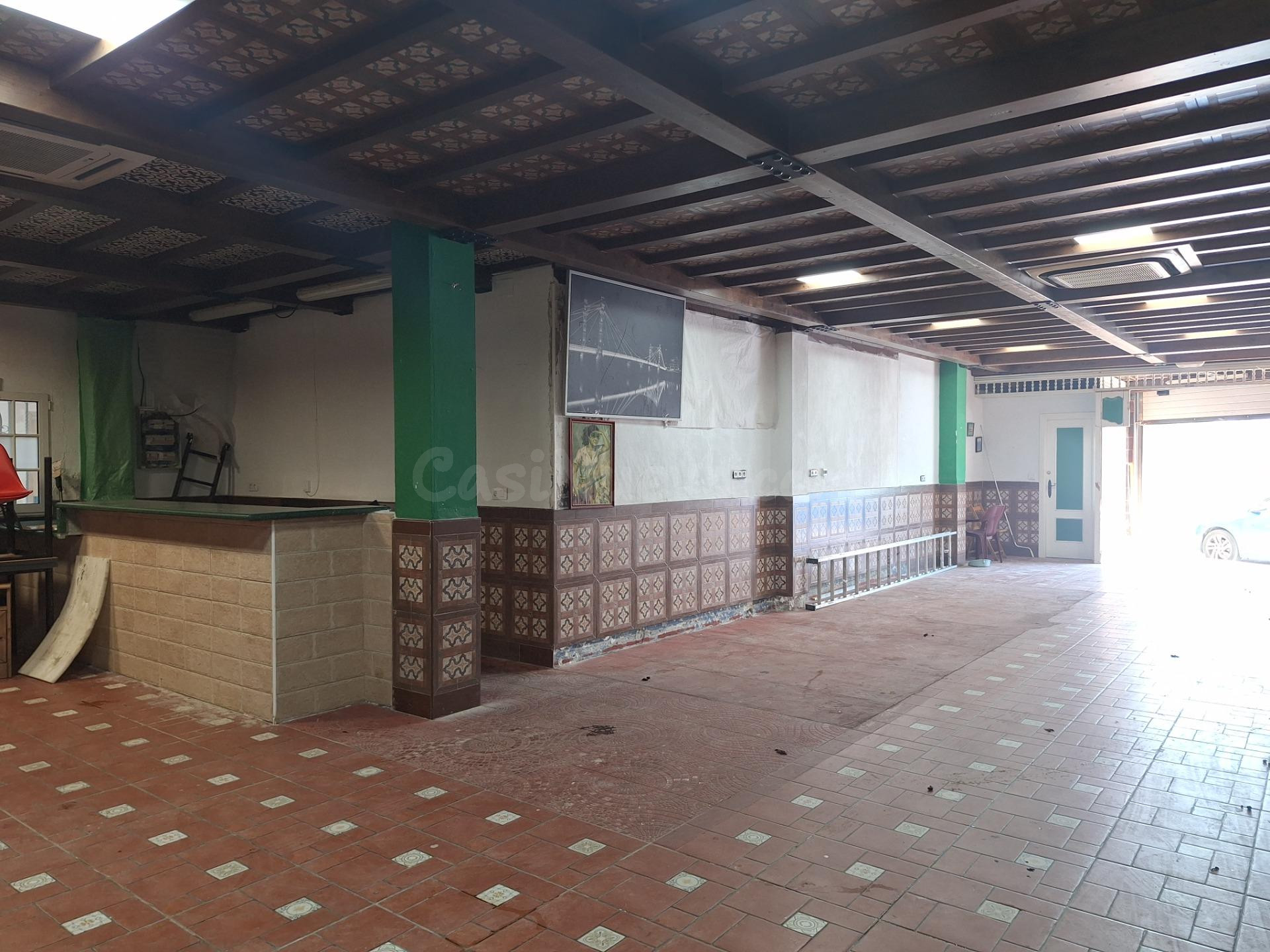 LOCAL COMERCIAL EN VENTA EN CAMAS - foto 3