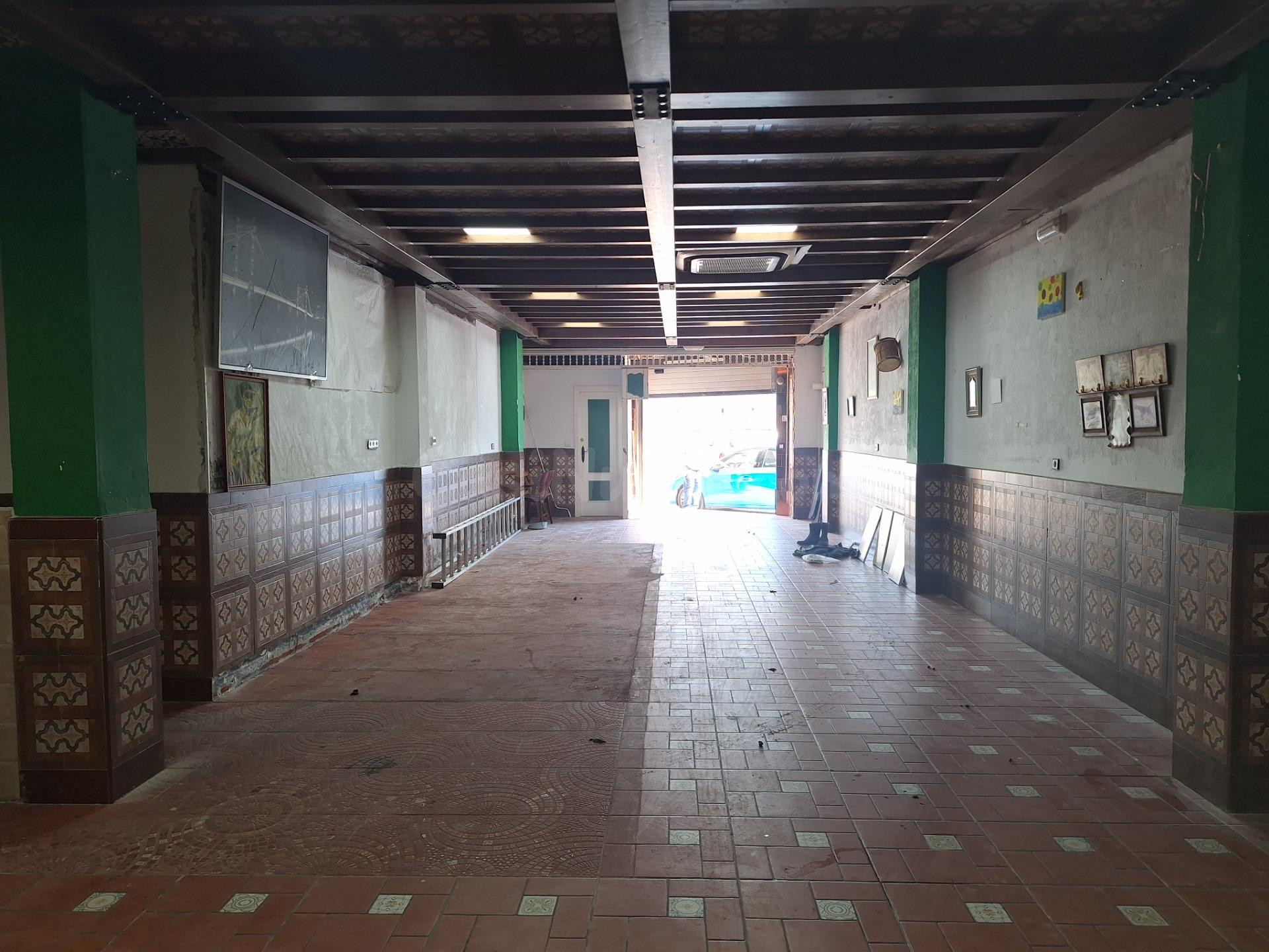 LOCAL COMERCIAL EN VENTA EN CAMAS - foto 5