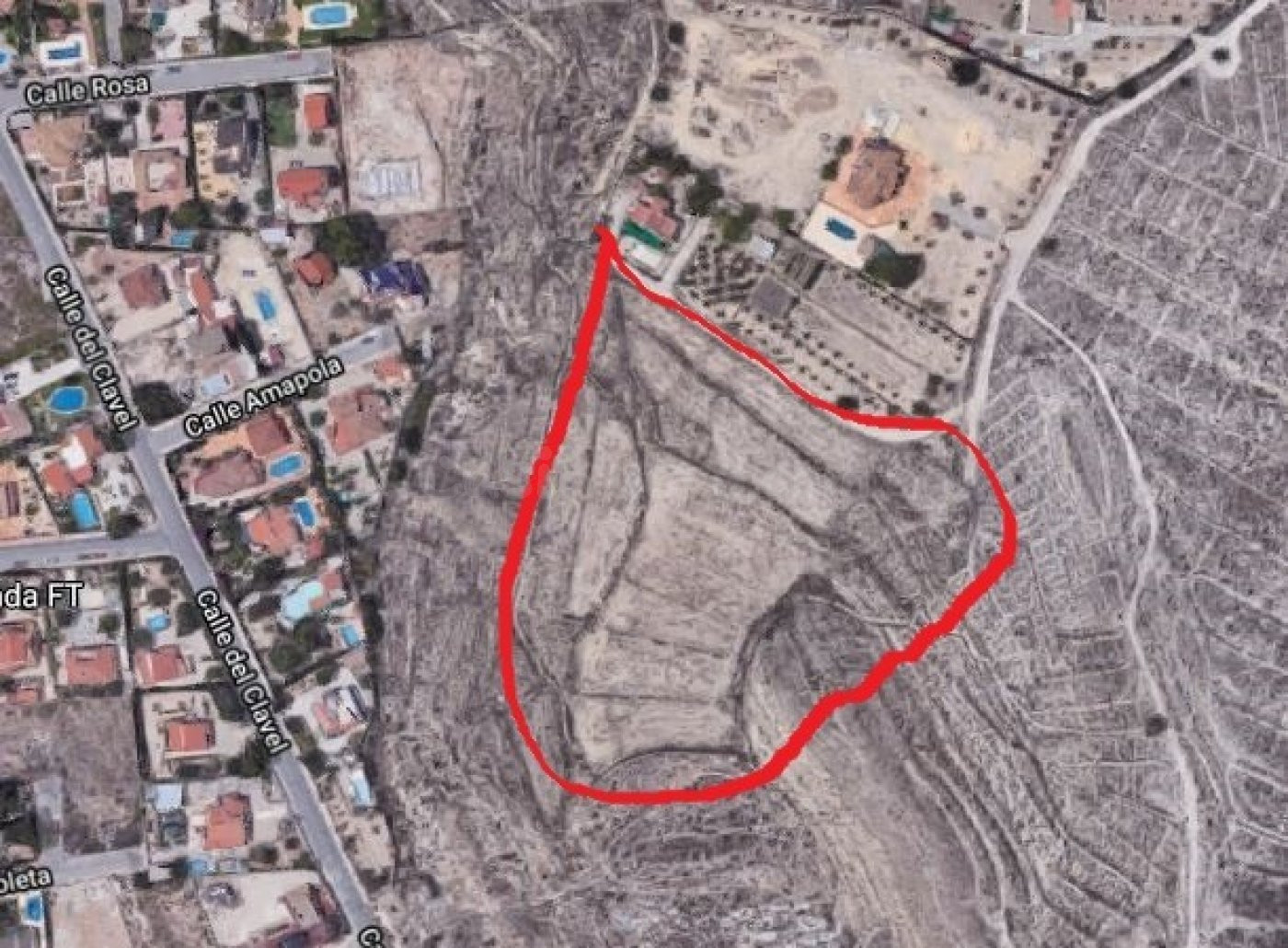 Parcela rústica en la Partida Collado de Muchamiel con posibilidad de edificar una casa unifamiliar